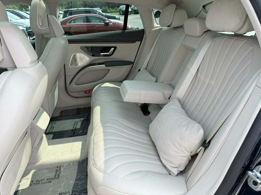 2022 Mercedes-Benz EQS EQS 580 4MATIC Sedan - 22894405 - 17
