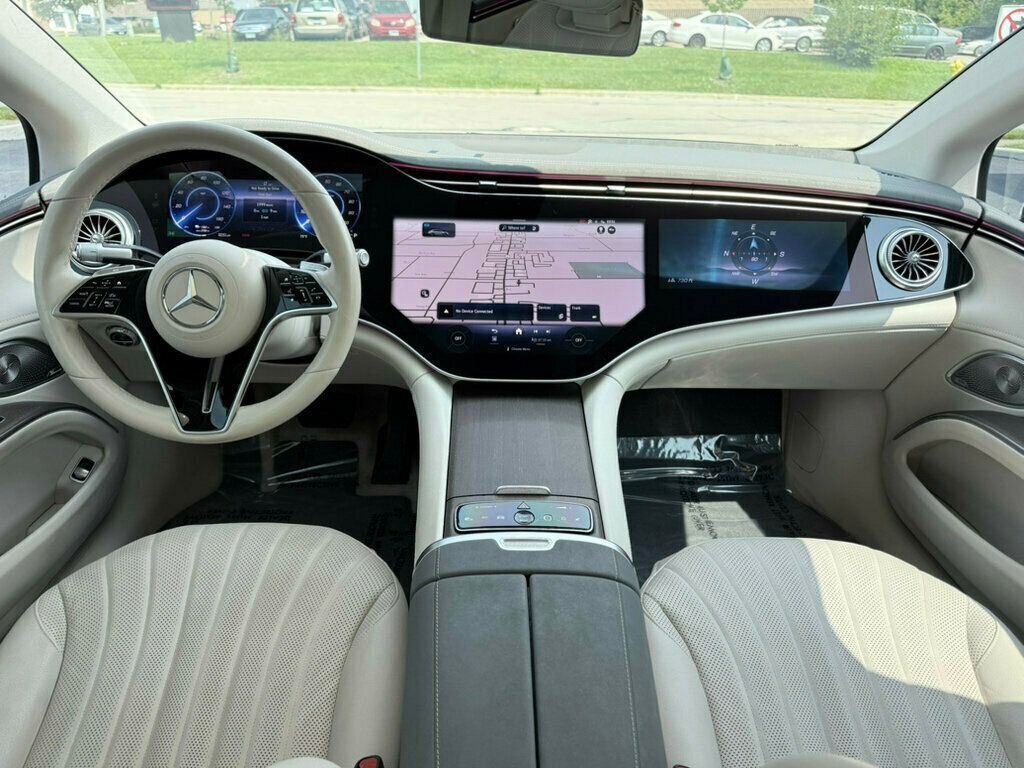 2022 Mercedes Benz EQS Sedan 580 4MATIC photo 2