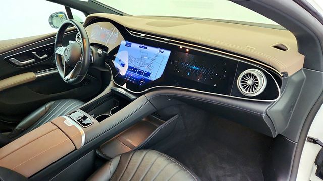 2022 Mercedes-Benz EQS EQS 580 4MATIC Sedan, Premium w/ Multi-Contour Massage Fr. Seats - 23010092 - 24