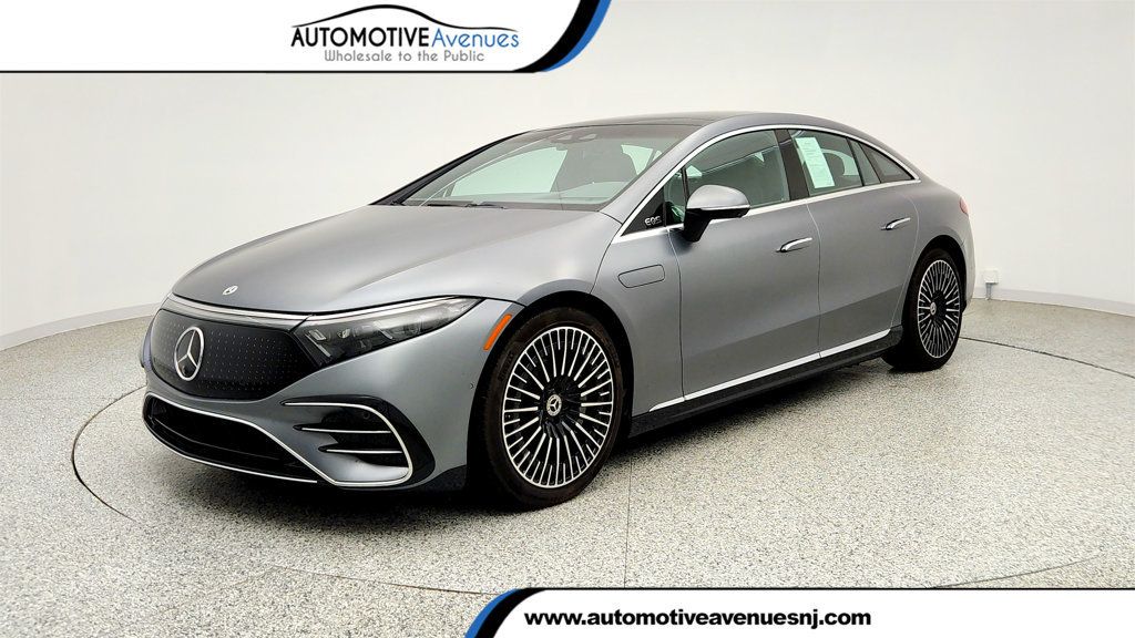2022 Mercedes-Benz EQS EQS 580 4MATIC Sedan w/ Exclusive Trim Pkg & AR HUD - 23035640 | Video 1