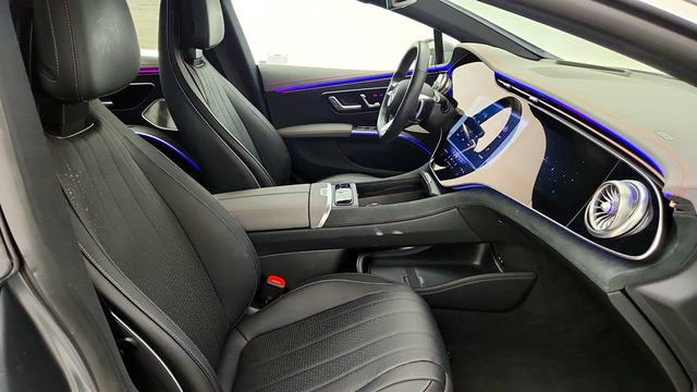 2022 Mercedes-Benz EQS EQS 580 4MATIC Sedan w/ Exclusive Trim Pkg & AR HUD - 23035640 - 23