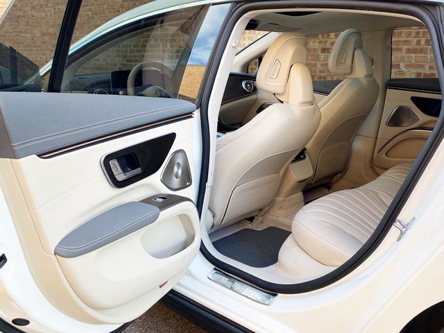 2022 Mercedes-Benz EQS *** est. 350 Mile Range *** - 22971231 - 16