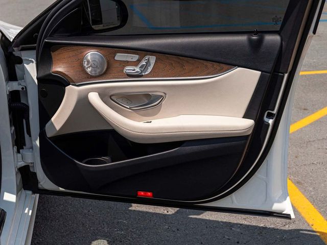 2022 Mercedes-Benz E-Class E 350 - 23077954 - 13