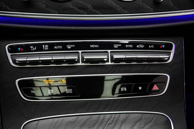 2022 Mercedes-Benz E-Class E 350 4MATIC Sedan - 23082940 - 22
