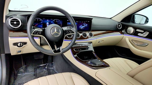 2022 Mercedes-Benz E-Class E 350 4MATIC Sedan w/ Nappa Leather & Panorama Roof - 23071568 - 11