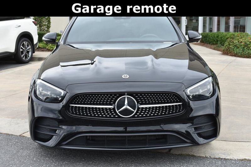 2022 Mercedes Benz E 350 Sedan photo 4