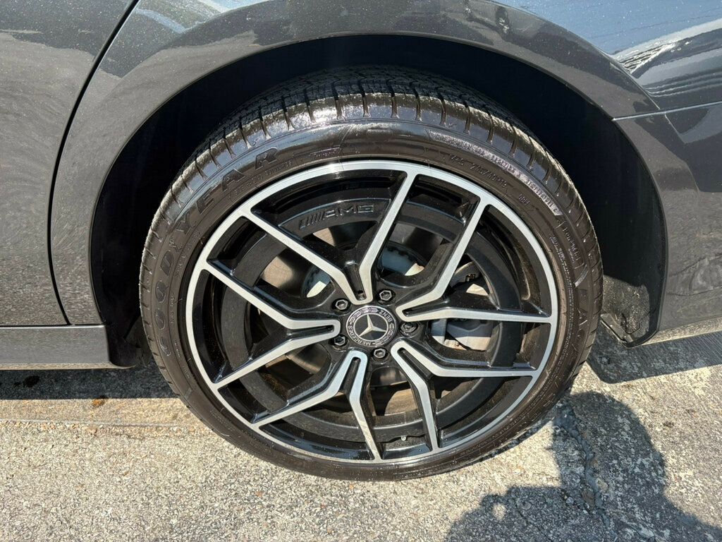 2022 Mercedes Benz E 450 4MATIC photo 8