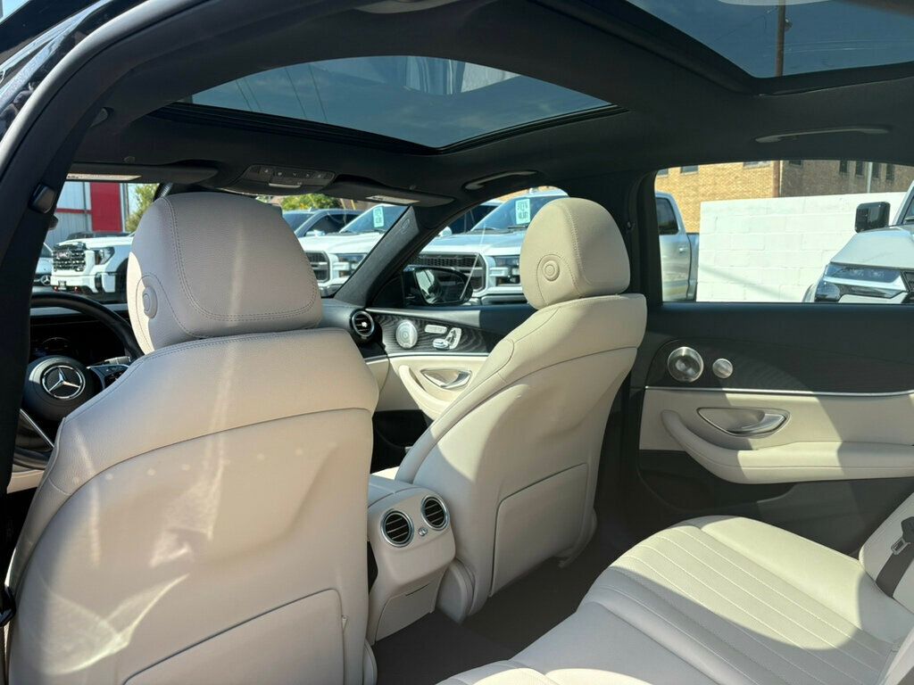2022 Mercedes Benz E 450 4MATIC photo 16
