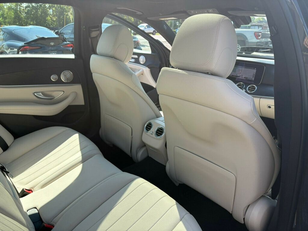 2022 Mercedes Benz E 450 4MATIC photo 20