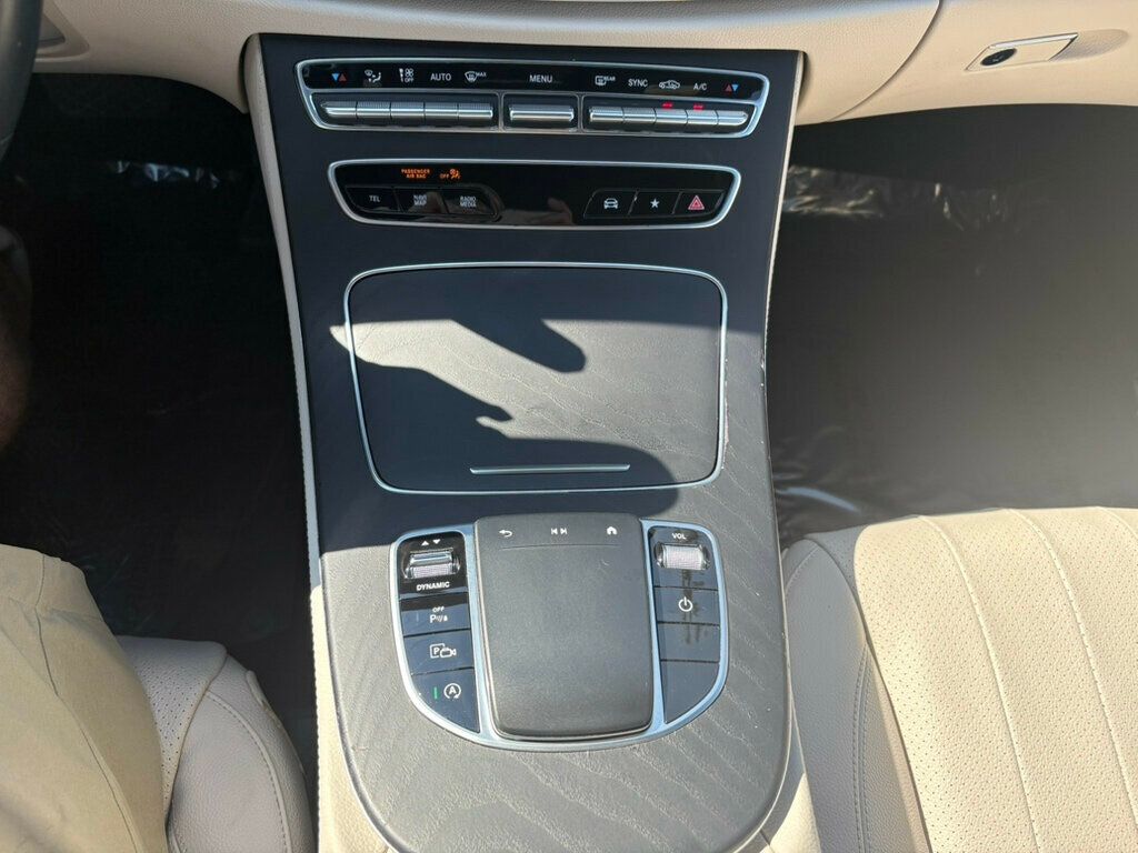 2022 Mercedes Benz E 450 4MATIC photo 32