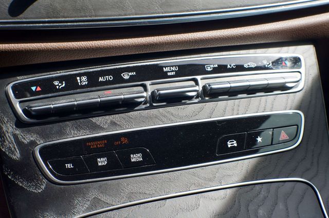 2022 Mercedes-Benz E-Class MSRP$80055/4MATIC/DriverAssistancePkg/NightPkg/PanoramicRoof - 22997477 - 32