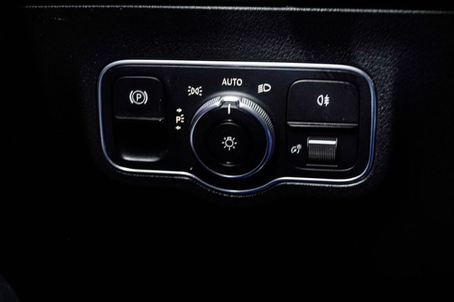 2022 Mercedes-Benz GLA AMG GLA 35 4MATIC SUV - 23013320 - 35