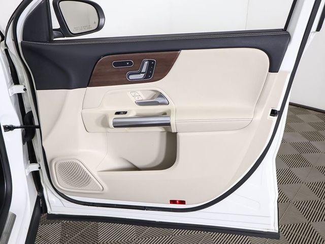 2022 Mercedes-Benz GLA GLA 250 4MATIC SUV - 23021646 - 22