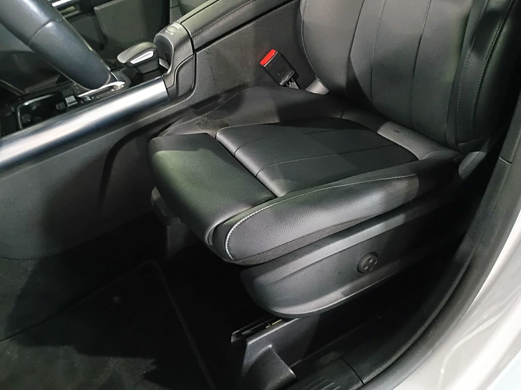 2022 Mercedes-Benz GLA GLA 250 SUV 1 Owner Clean Carfax - 23100918 - 14