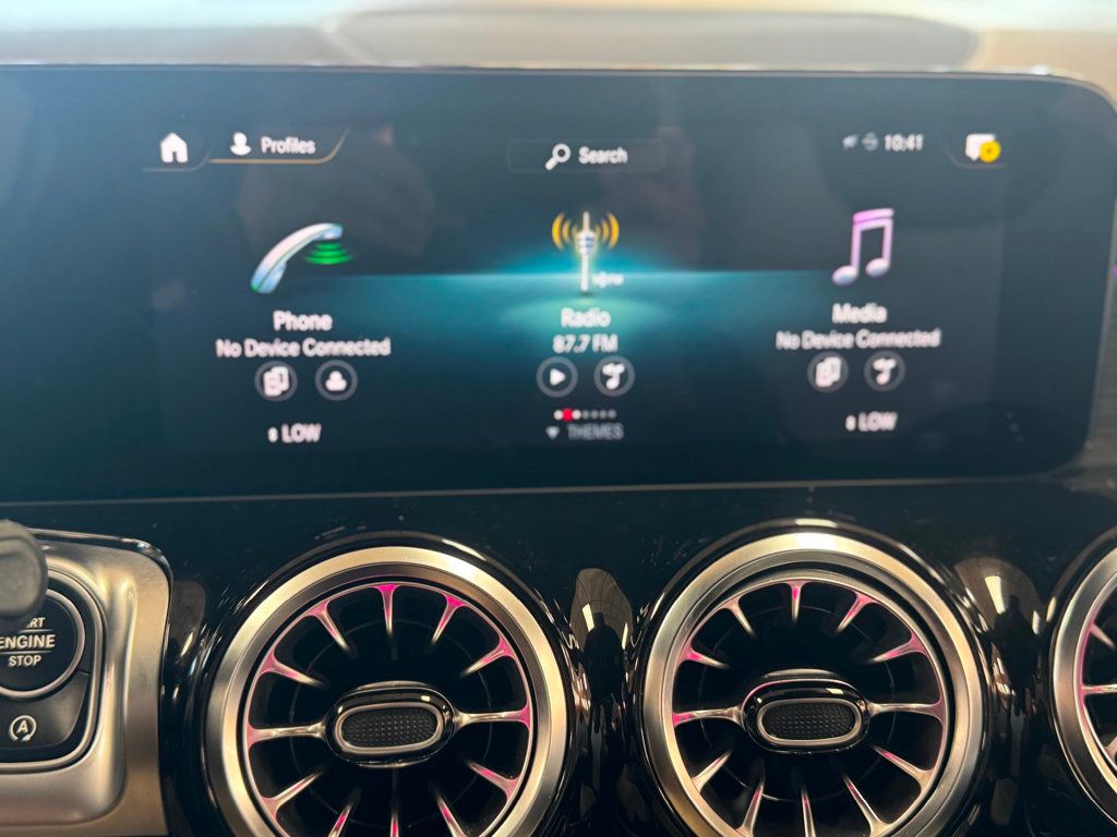2022 Mercedes Benz GLB AMG 35 4MATIC photo 19