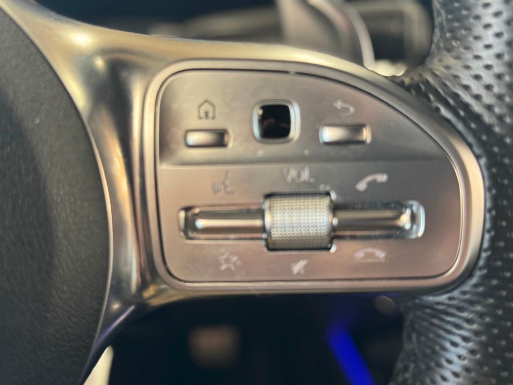 2022 Mercedes Benz GLB AMG 35 4MATIC photo 21