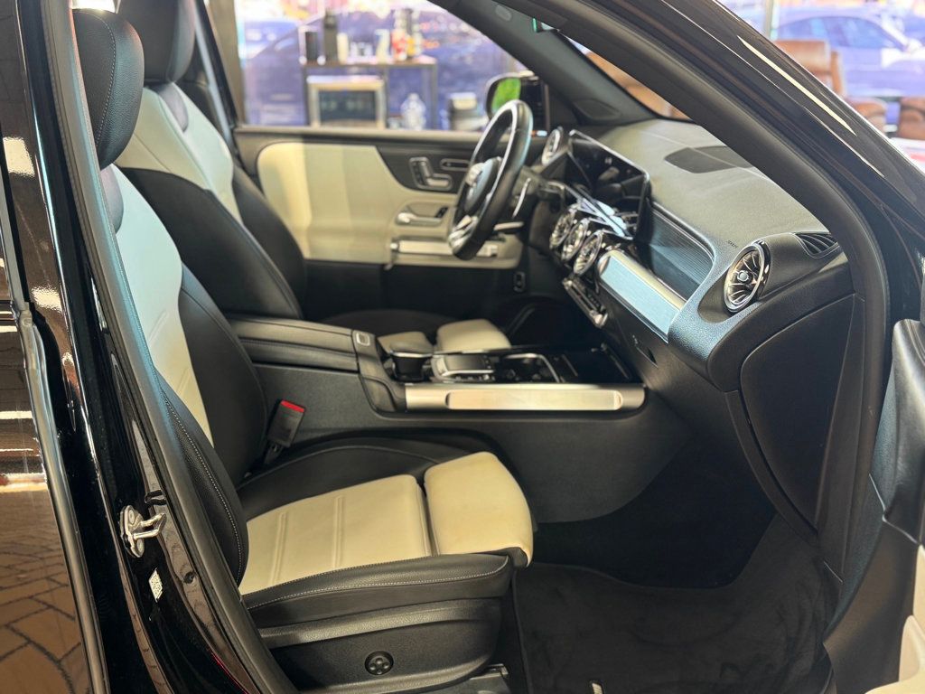 2022 Mercedes Benz GLB AMG 35 4MATIC photo 29