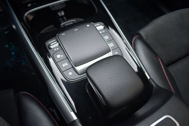 2022 Mercedes-Benz GLB GLB 250 4MATIC SUV - 23050084 - 27