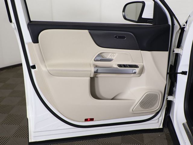 2022 Mercedes-Benz GLB GLB 250 4MATIC SUV - 23001963 - 23
