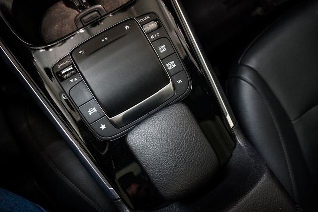 2022 Mercedes-Benz GLB GLB 250 4MATIC SUV - 23007671 - 25