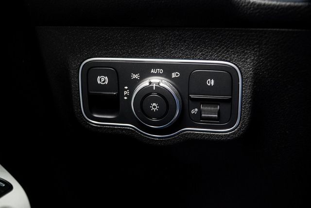 2022 Mercedes-Benz GLB GLB 250 4MATIC SUV - 23084996 - 31
