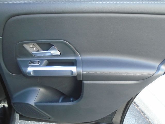 2022 Mercedes-Benz GLB GLB 250 4MATIC SUV - 22941032 - 31