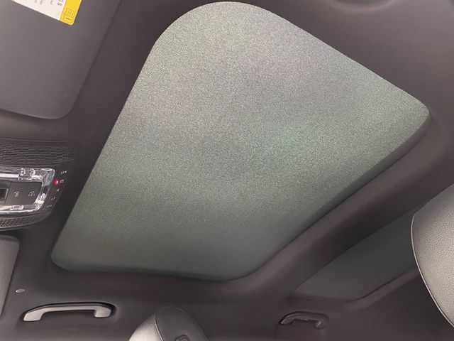 2022 Mercedes-Benz GLB GLB 250 4MATIC SUV - 22963387 - 30