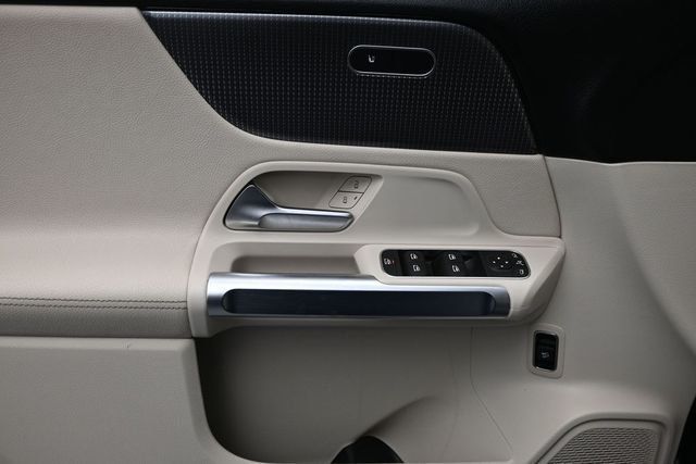2022 Mercedes-Benz GLB GLB 250 SUV - 23055046 - 6
