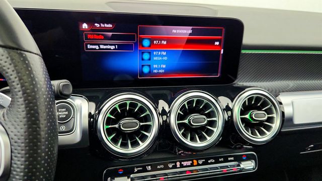 2022 Mercedes-Benz GLB GLB 250 SUV - 22964030 - 17