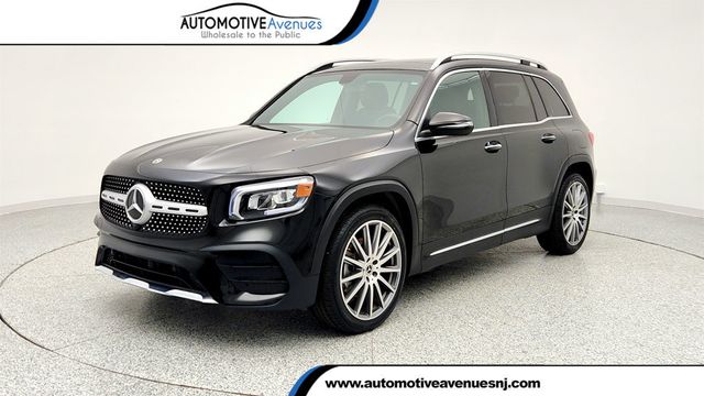 2022 Mercedes-Benz GLB GLB 250 SUV w/ AMG Line Package & Premium Package Lite - 22964030 - 0