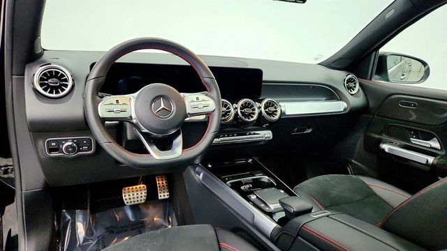 2022 Mercedes-Benz GLB GLB 250 SUV w/ AMG Line Package & Premium Package Lite - 22964030 - 12
