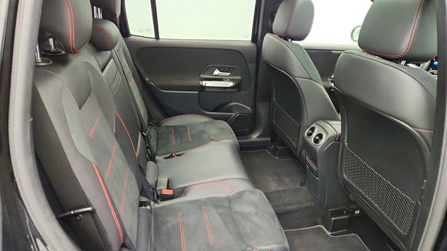 2022 Mercedes-Benz GLB GLB 250 SUV w/ AMG Line Package & Premium Package Lite - 22964030 - 22