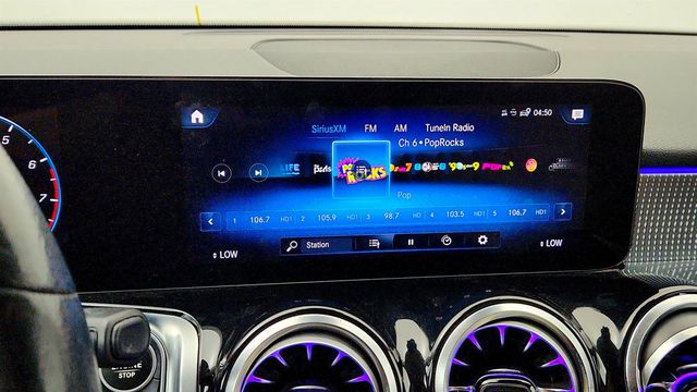 2022 Mercedes-Benz GLB GLB 250 SUV w/ Premium Package Lite & Multimedia Package - 23044129 - 16
