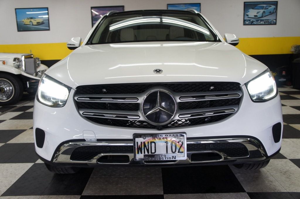 2022 Mercedes-Benz GLC 1-Owner, Panorama Roof, Ambiant Lights - 22968743 | Video 1