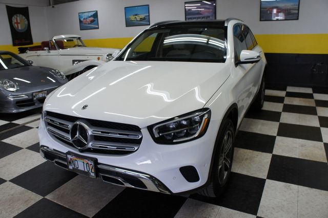 2022 Mercedes-Benz GLC 1-Owner, Panorama Roof, Ambiant Lights - 22968743 - 29