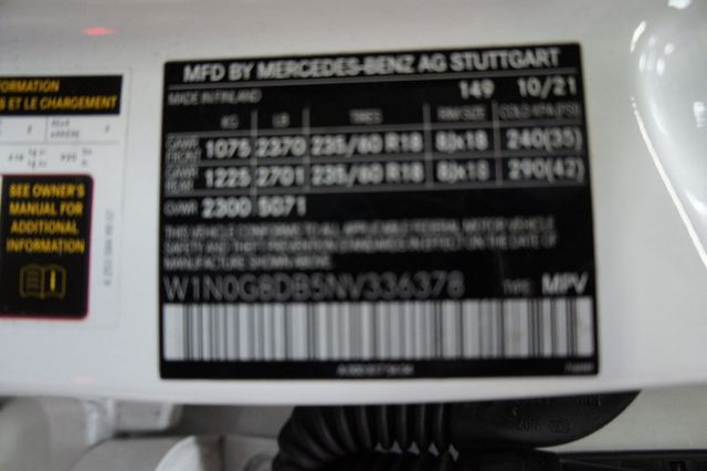 2022 Mercedes-Benz GLC 1-Owner, Panorama Roof, Ambiant Lights - 22968743 - 30