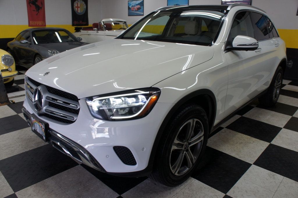 2022 Mercedes-Benz GLC 1-Owner, Panorama Roof, Ambiant Lights - 22968743 - 55