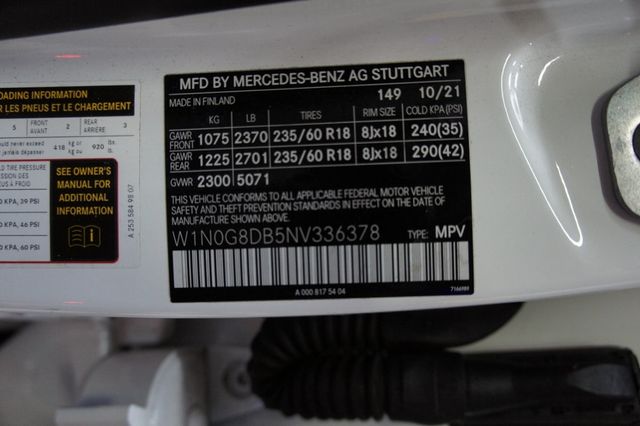 2022 Mercedes-Benz GLC 1-Owner, Panorama Roof, Ambiant Lights - 22968743 - 58