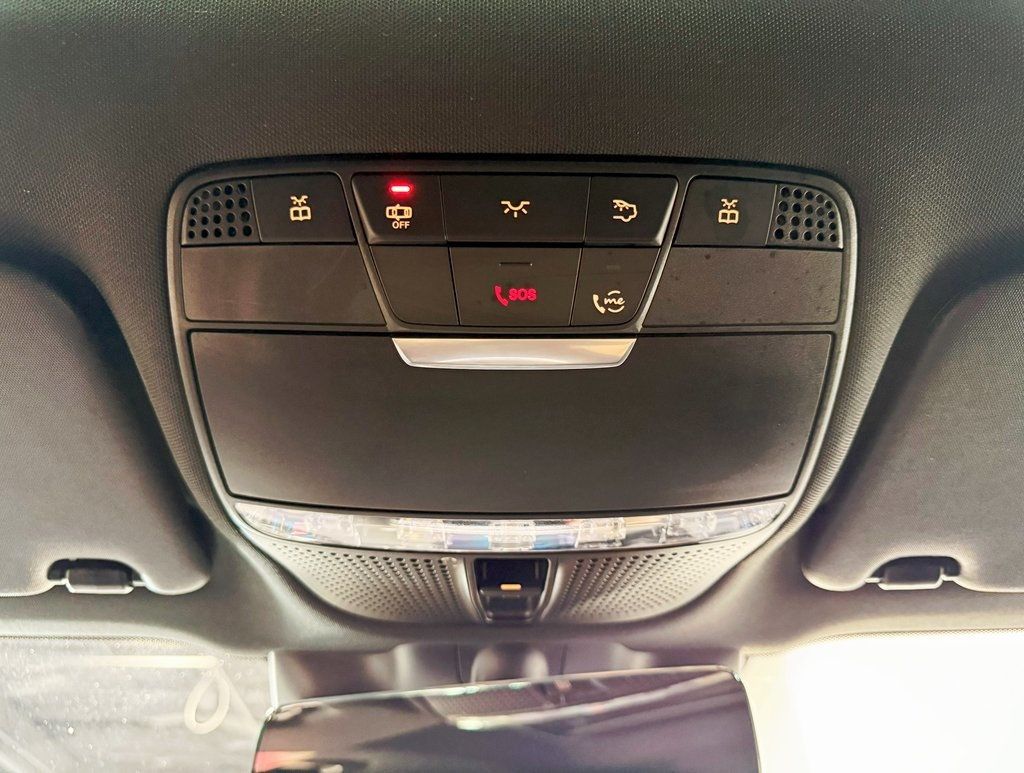 2022 Mercedes-Benz GLC AMG GLC 43 4MATIC SUV - 22909223 - 32