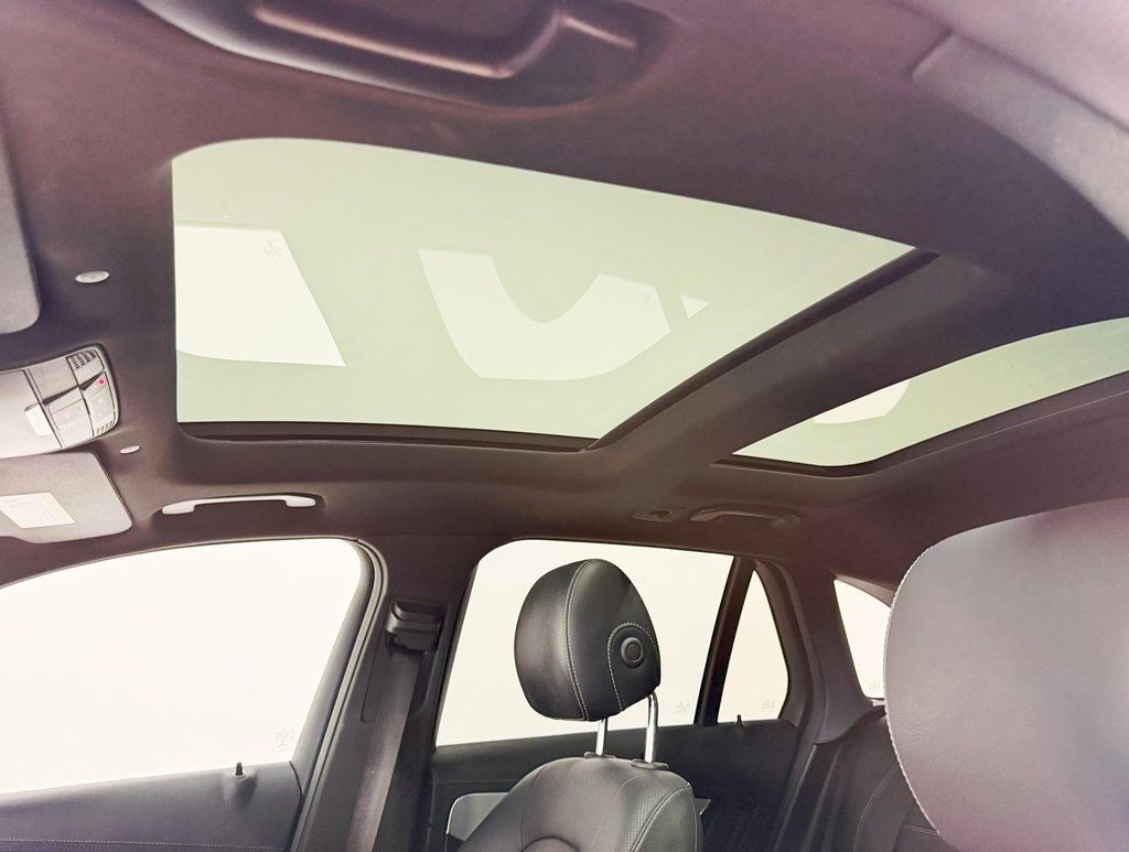 2022 Mercedes-Benz GLC AMG GLC 43 4MATIC SUV - 22909223 - 36