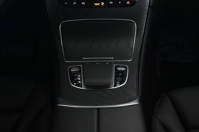 2022 Mercedes-Benz GLC GLC 300 - 22977155 - 13