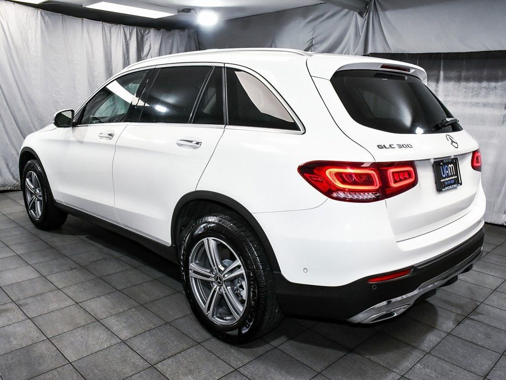 2022 Mercedes Benz GLC 300 4MATIC photo 2