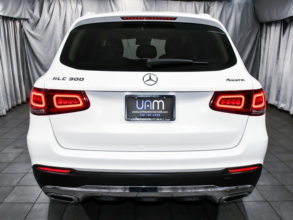 2022 Mercedes Benz GLC 300 4MATIC photo 3