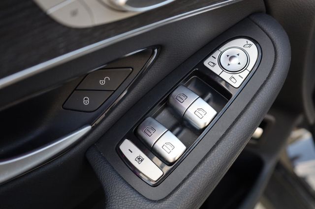 2022 Mercedes-Benz GLC GLC 300 - 23018611 - 42