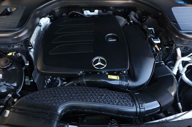 2022 Mercedes-Benz GLC GLC 300 - 23093858 - 13