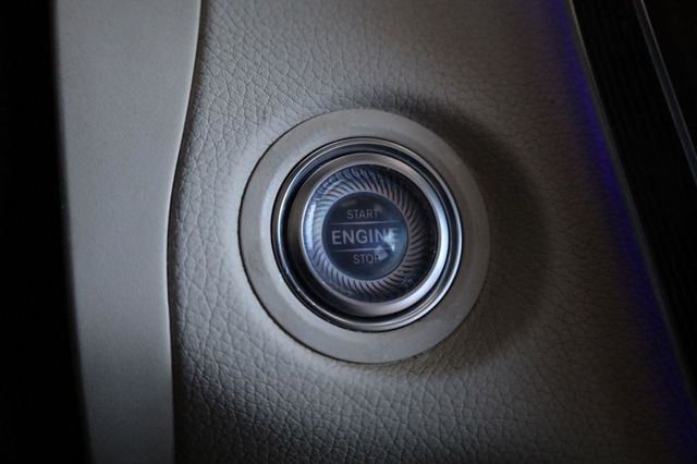 2022 Mercedes-Benz GLC GLC 300 - 23093858 - 36