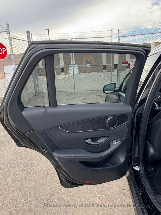 2022 Mercedes-Benz GLC GLC 300 4MATIC,AMG LINE,PANORAMA,20'' AMG WHEELS,SURROUND VIEW  - 22995889 - 32