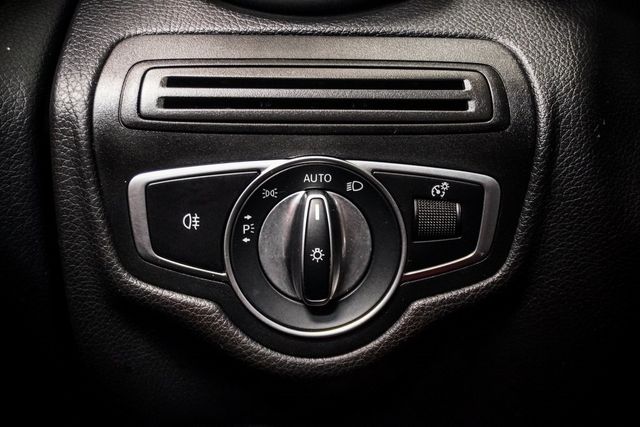 2022 Mercedes Benz GLC 300 4MATIC Coupe photo 22
