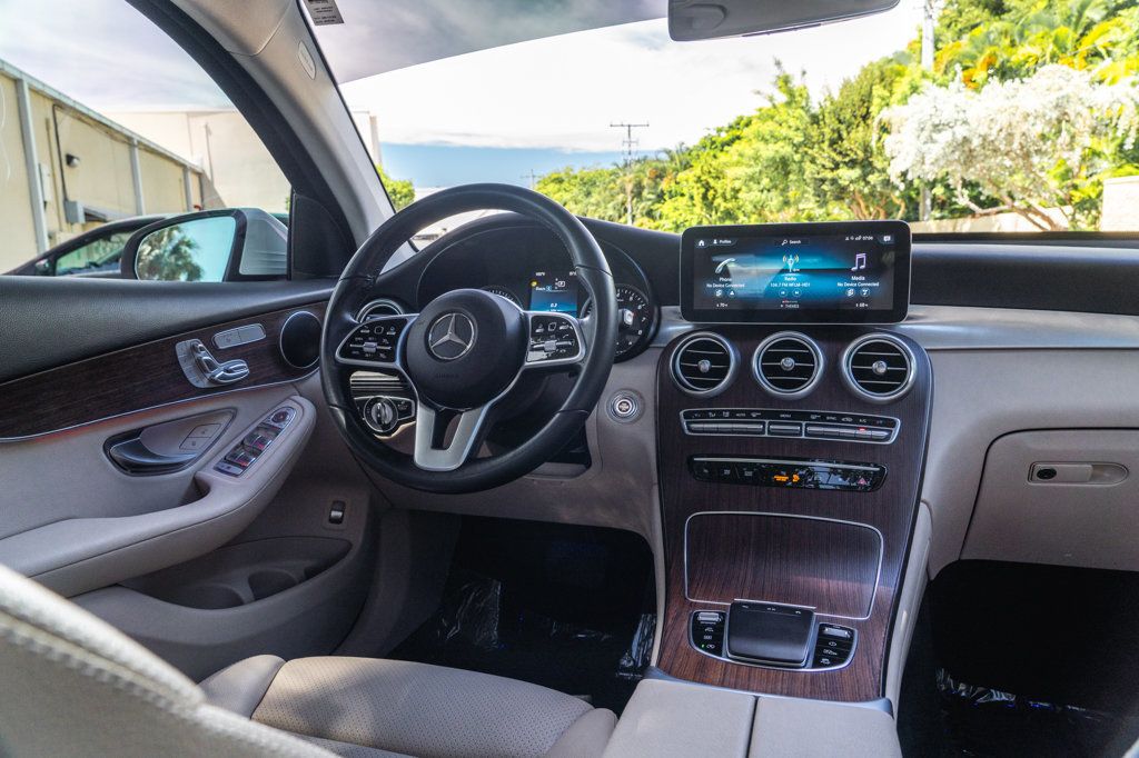2022 Mercedes Benz GLC 300 4MATIC Coupe photo 18