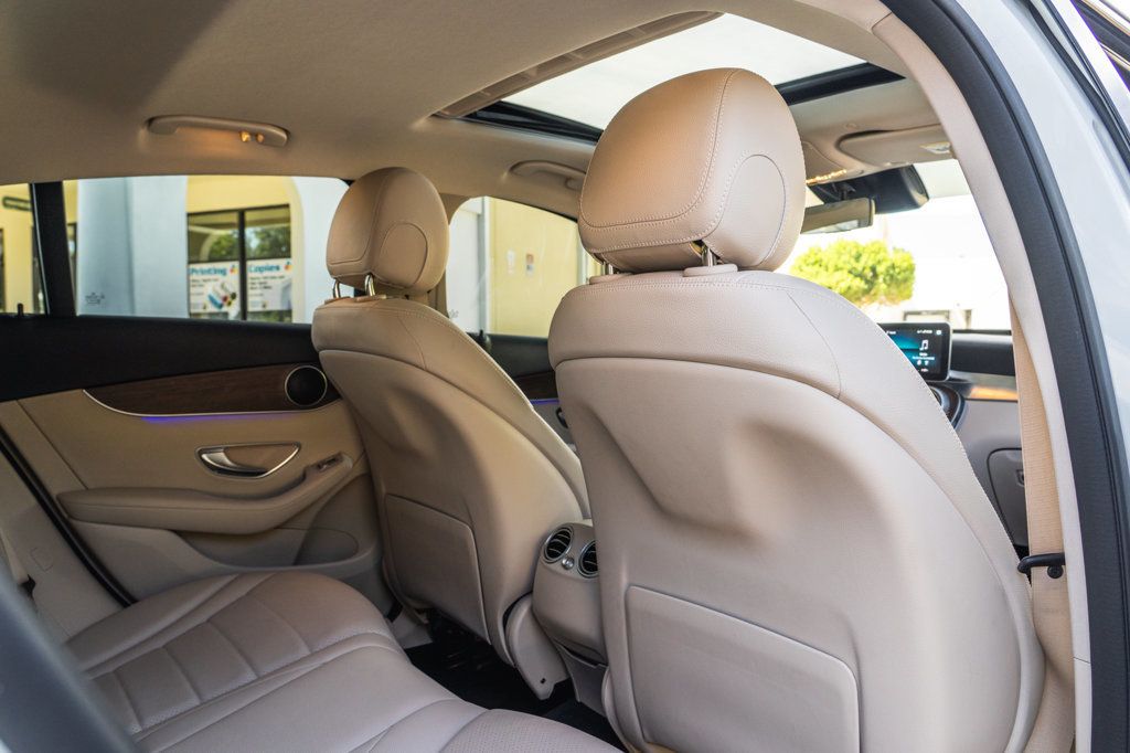 2022 Mercedes Benz GLC 300 4MATIC Coupe photo 24